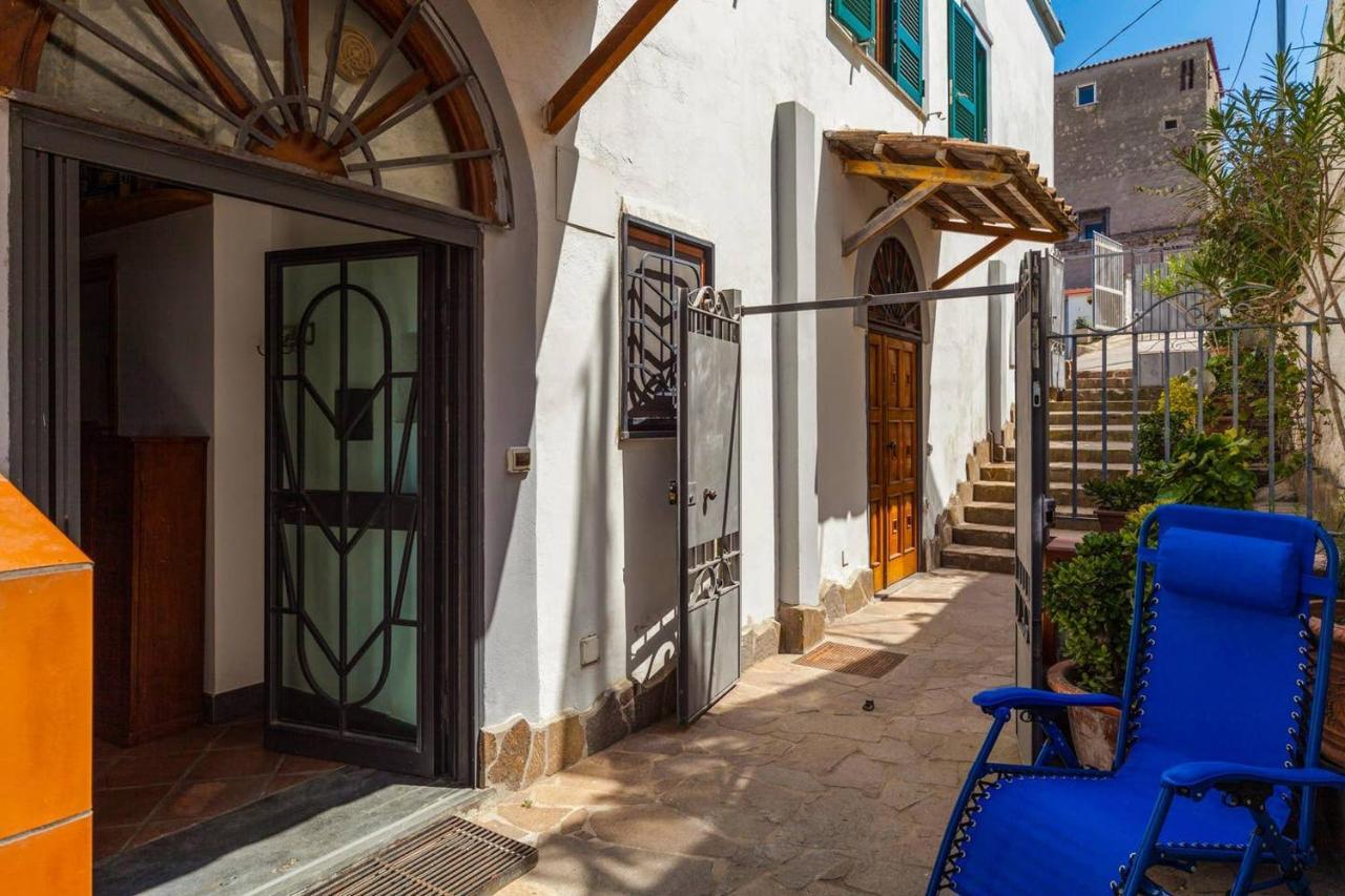Villa Lamberti モンテ・ディ・プローチダ エクステリア 写真